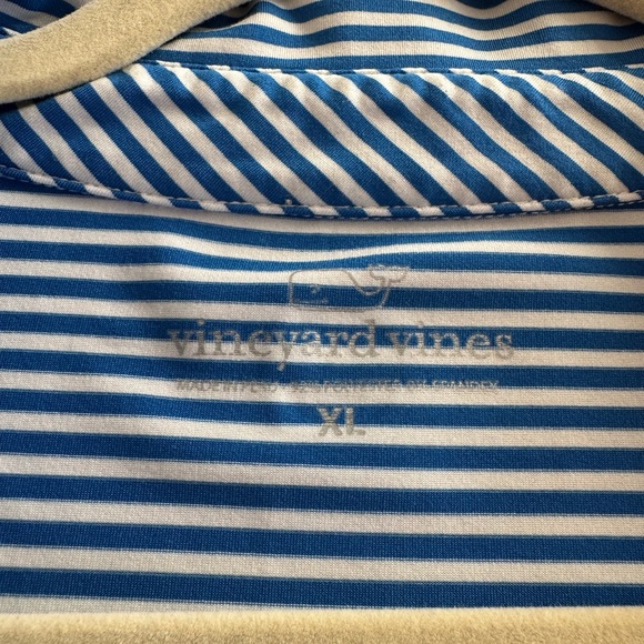 Vineyard Vines Performance Polo‎. Size XL. In Good condition. - Picture 3 of 4